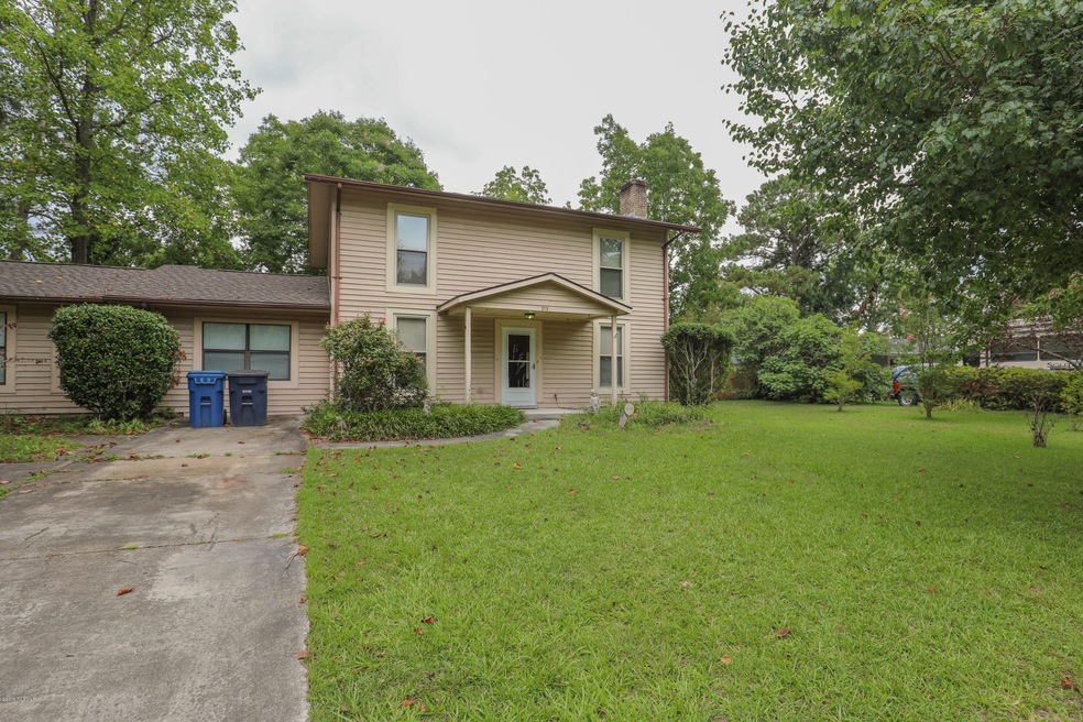 213 Linwood Dr, Jacksonville, NC 28546 - photo 1