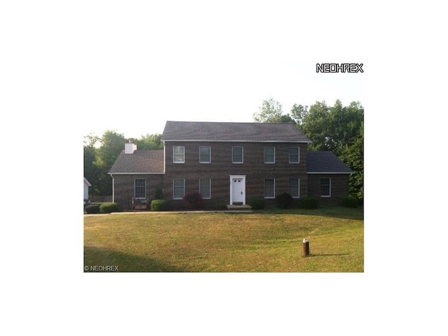 46816 Winston Dr, East Liverpool, OH 43920 - photo 1