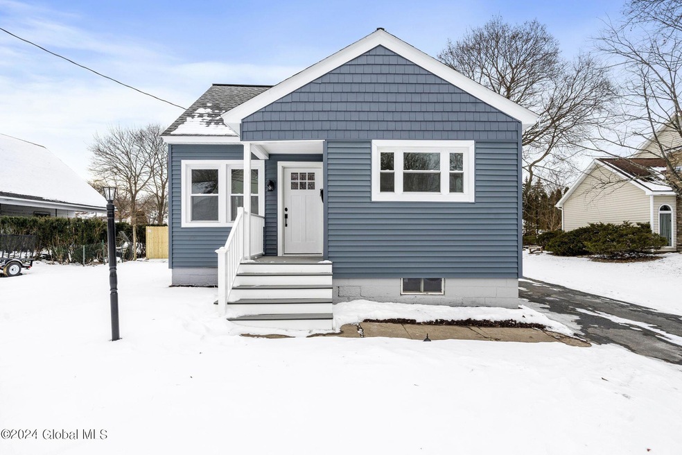 17 Wilmarth St, Schenectady, NY 12302 - photo 1