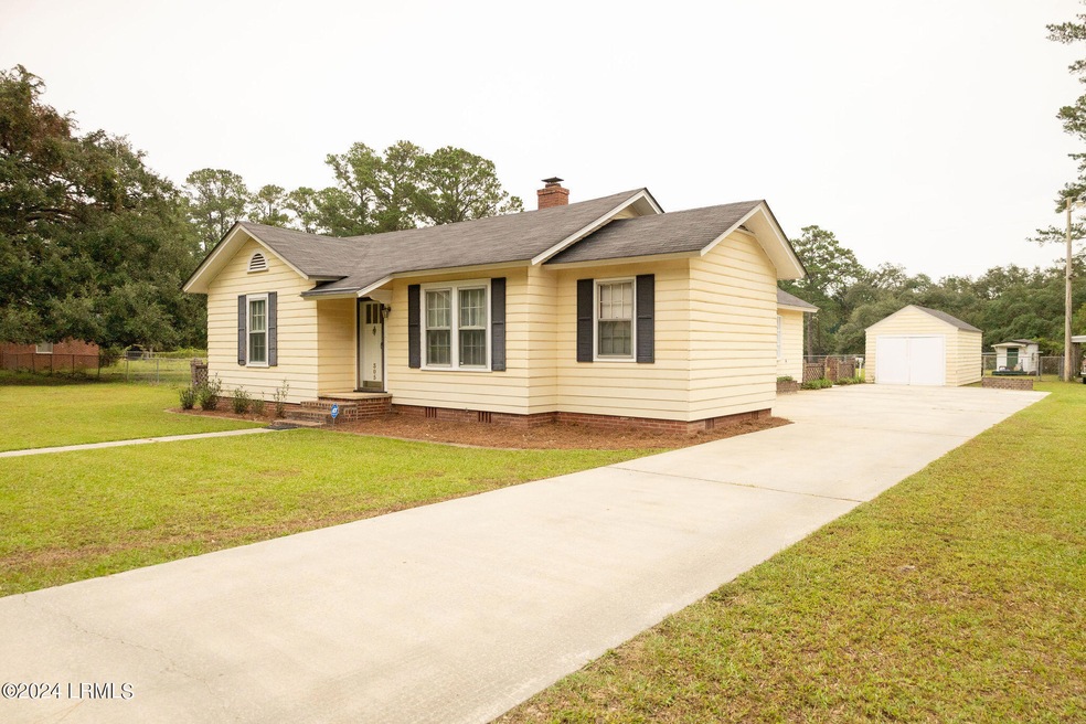 305 Maplewood