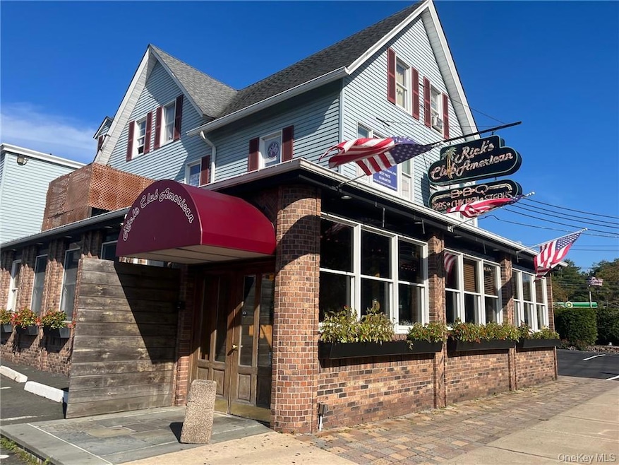 100 Lake Rd unit 8, Congers, NY 10920 - photo 1