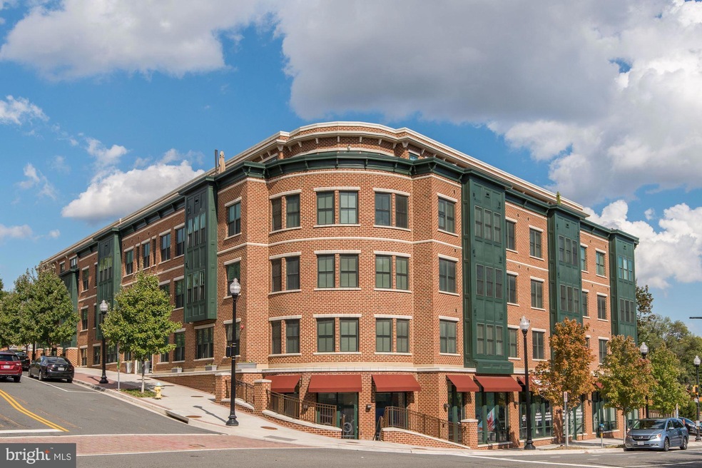 Dominion Heights unit 207, Arlington, VA 22207 - photo 1