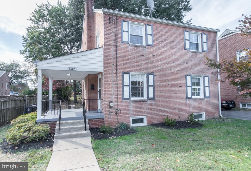 5806 Chillumgate Rd, Hyattsville, MD 20782 - photo 1