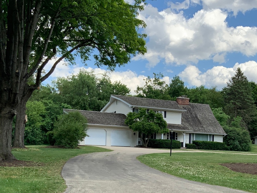 7S661 Olesen Dr, Naperville, IL 60540 - photo 1