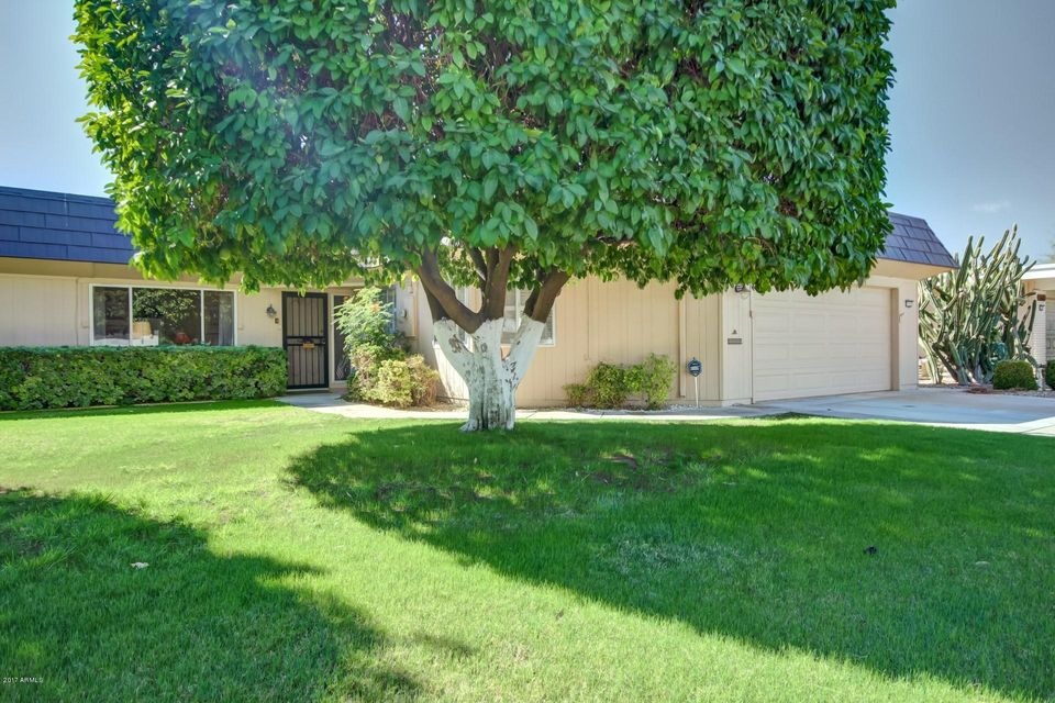 10447 W Loma Blanca Dr unit 34, Sun City, AZ 85351 - photo 1