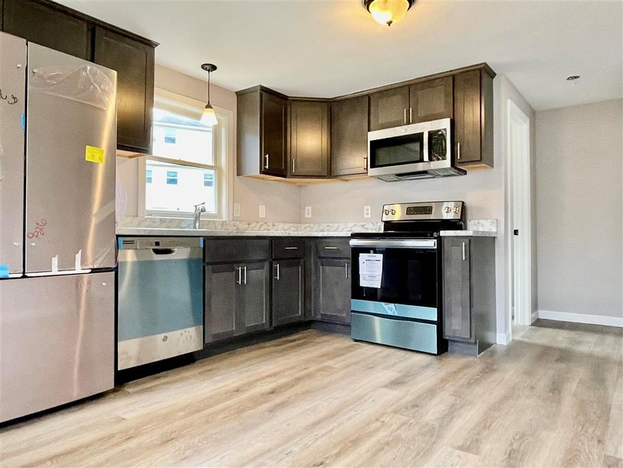 19 Townhouse Rd, Allenstown, NH 03275 - photo 1