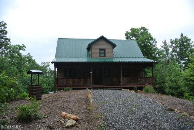 2595 Staghorn Rd, Purlear, NC 28665 - photo 1