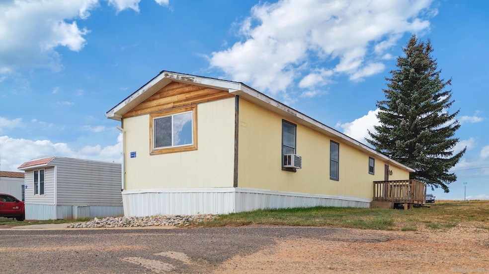 2458 N 9th St unit B22, Laramie, WY 82072 - photo 1