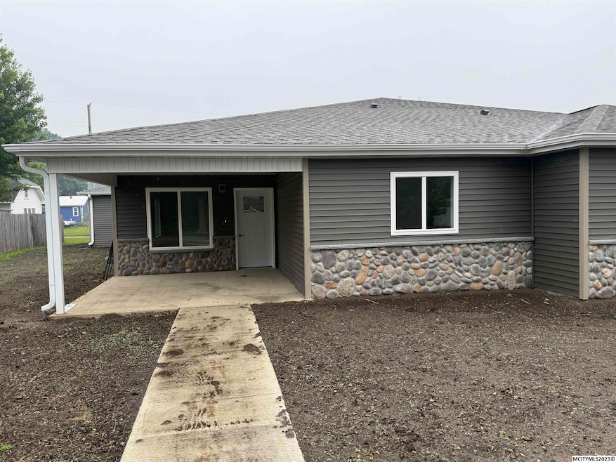 For Sale $249,000 • Co-Listing Agent