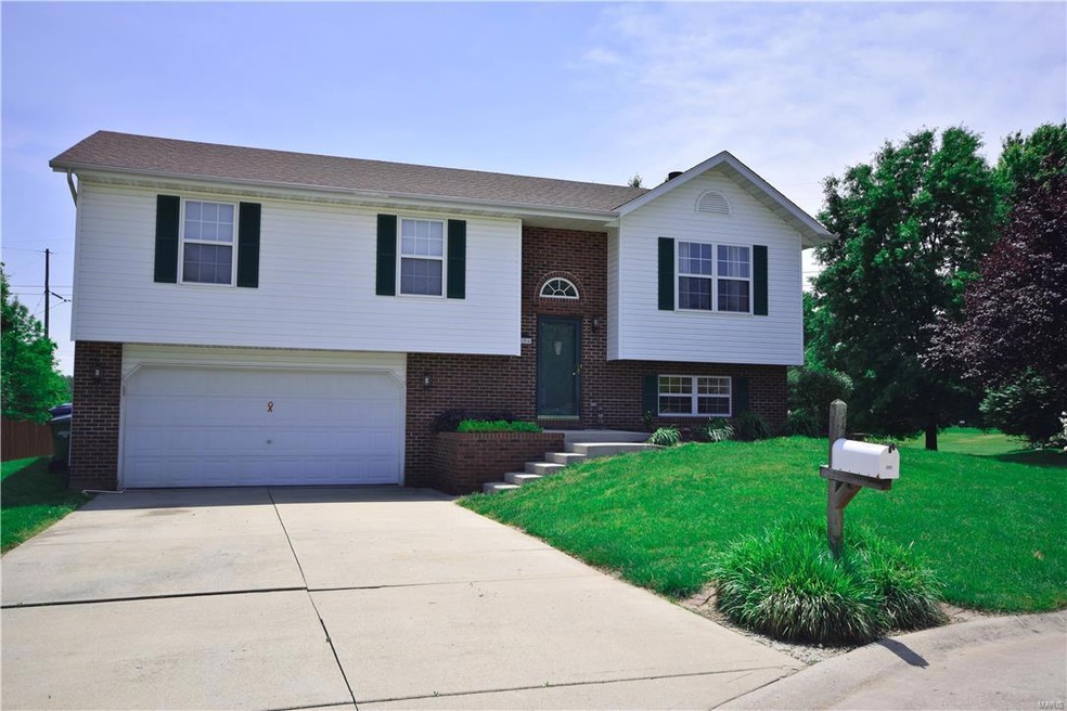 404 Copper Bend Rd, Maryville, IL 62062 - photo 1