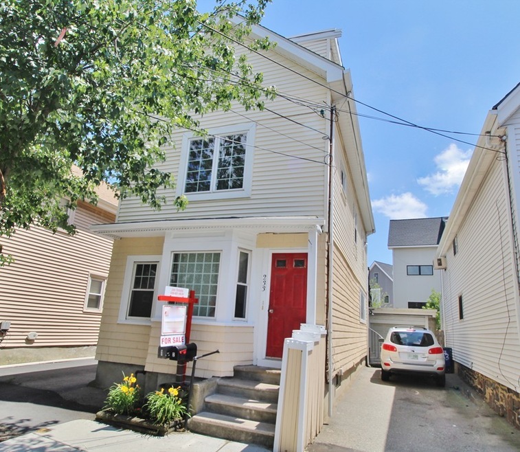 233 Cedar St, Somerville, MA 02145 - photo 1