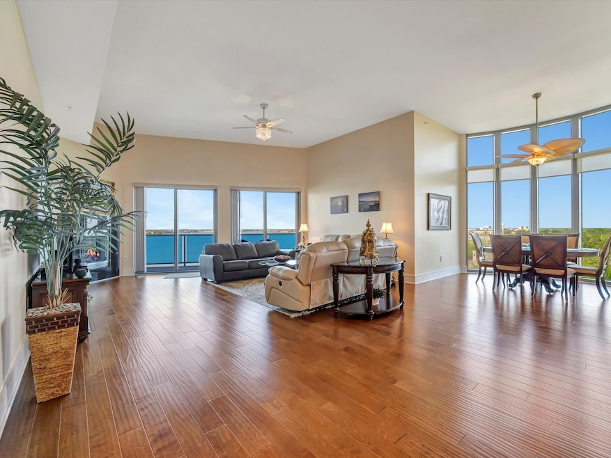 OPEN FLOOR PLAN OF FAMILY ROOM AND DINING AREA