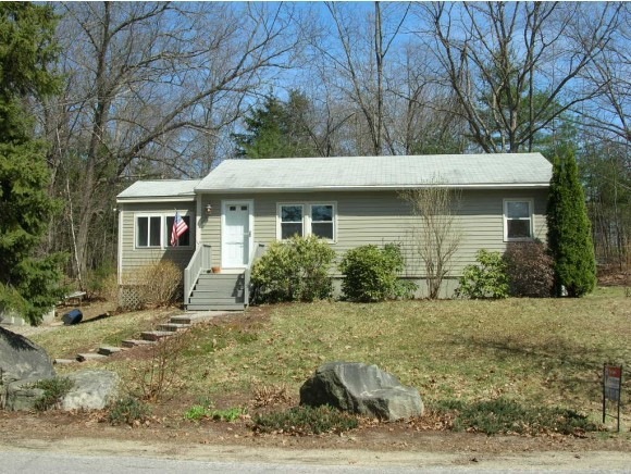 3 Beech Street Extension, Newmarket, NH 03857 - photo 1