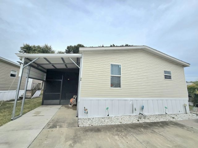 1123 Walt Williams Rd unit 36, Lakeland, FL 33809 - photo 1