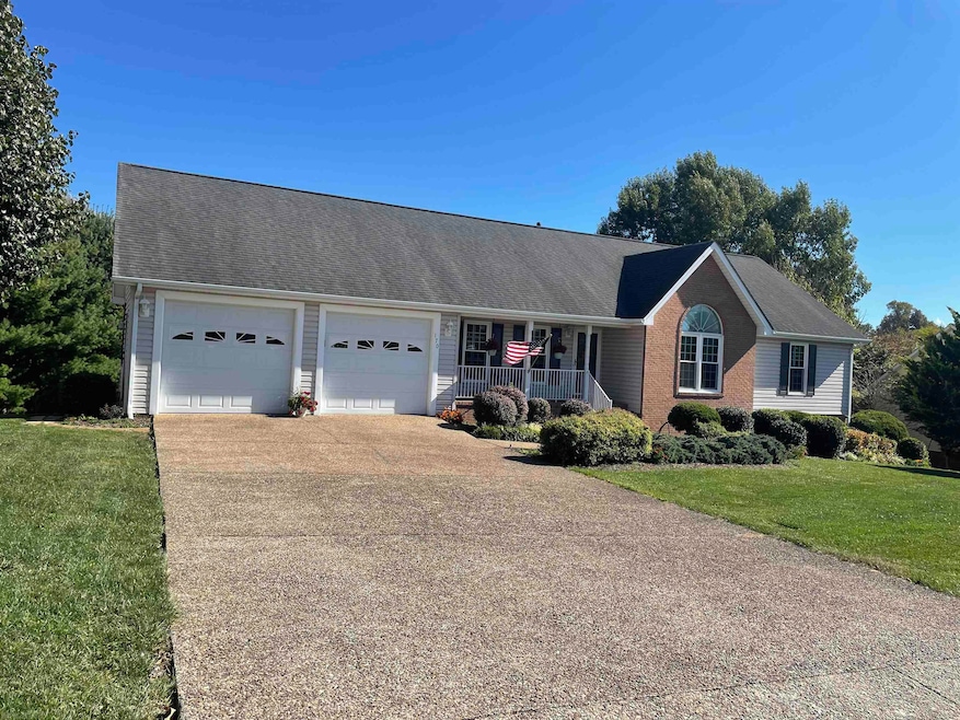 Sold $389,900 • Co-Listing Agent