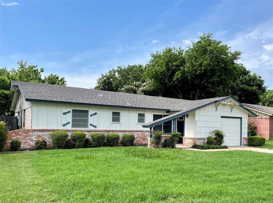 653 W Cedar St, Hurst, TX 76053 - photo 1