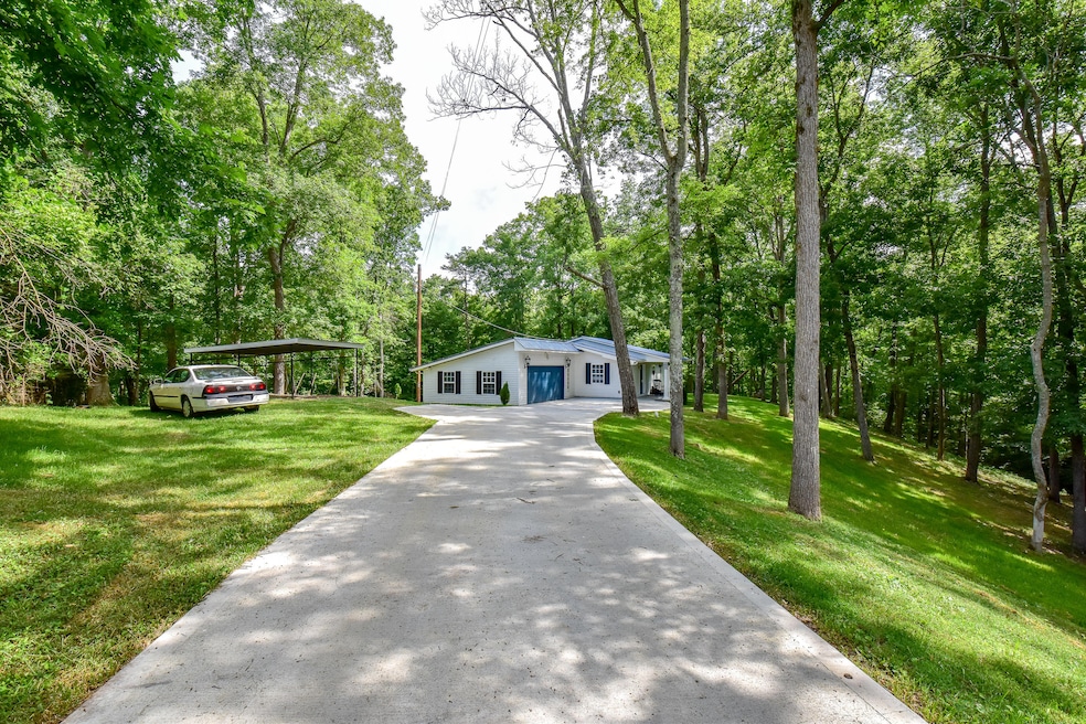 8330 Chapman Hwy, Knoxville, TN 37920 - photo 1