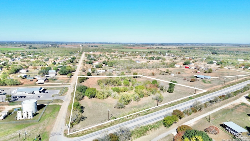 LOT 14 Northfield Subdivision Unit Two, Pleasanton, TX 78064 - photo 1