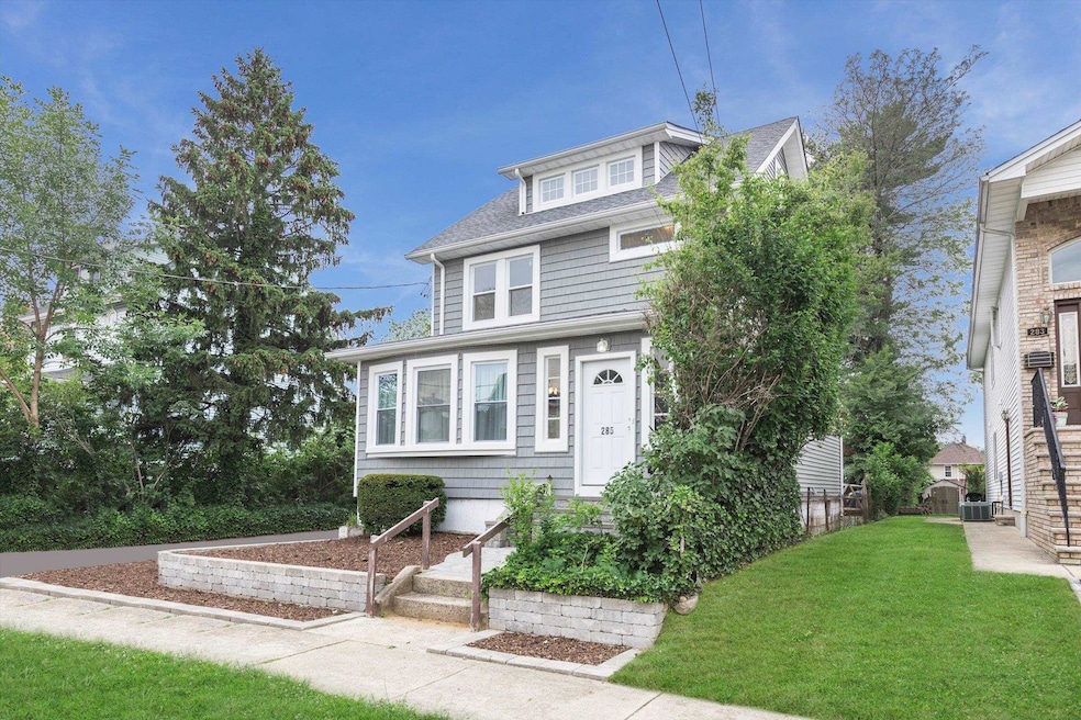 285 Lyndhurst Ave, Lyndhurst, NJ 07071 - photo 1