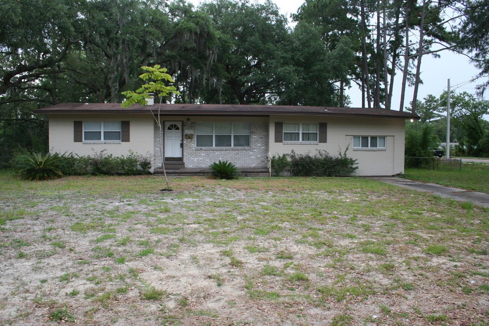 10405 Villanova Rd, Jacksonville, FL 32218 - photo 1