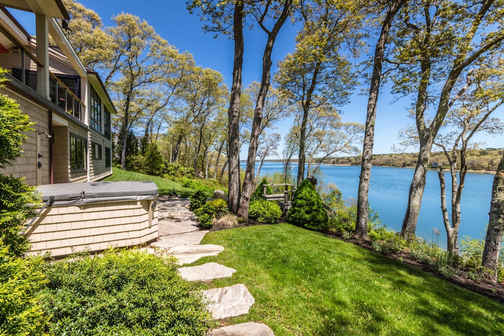 34 Pond View Way, Vineyard Haven, MA 02568 - photo 1