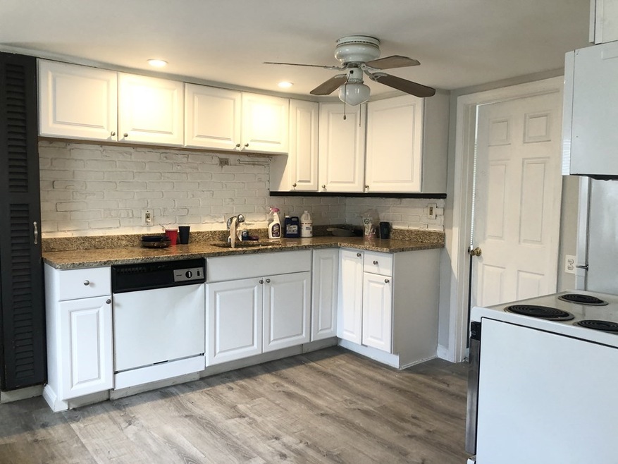 249 Hurley St unit 2F, Cambridge, MA 02141 - photo 1