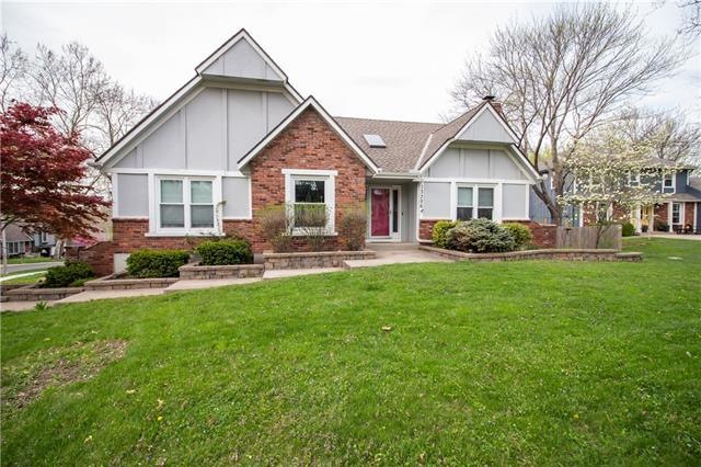 13306 W 105th St, Lenexa, KS 66215 - photo 1