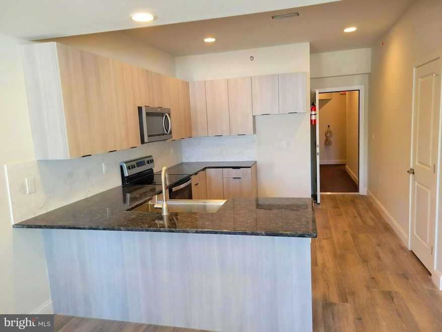 315 High St unit 2, Pottstown, PA 19464 - photo 1