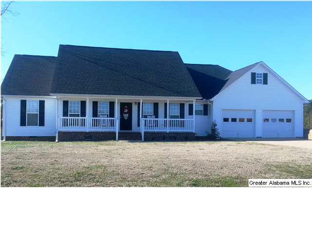 Beautiful 3 bedroom and 2 full bath