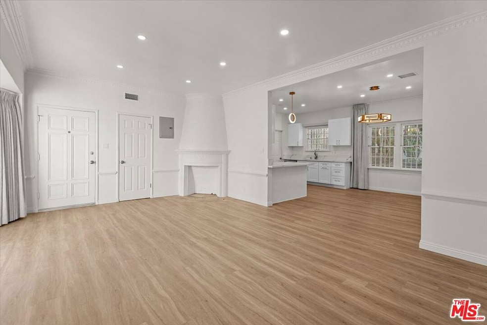 9687 W Olympic Blvd, Beverly Hills, CA 90212 - photo 1