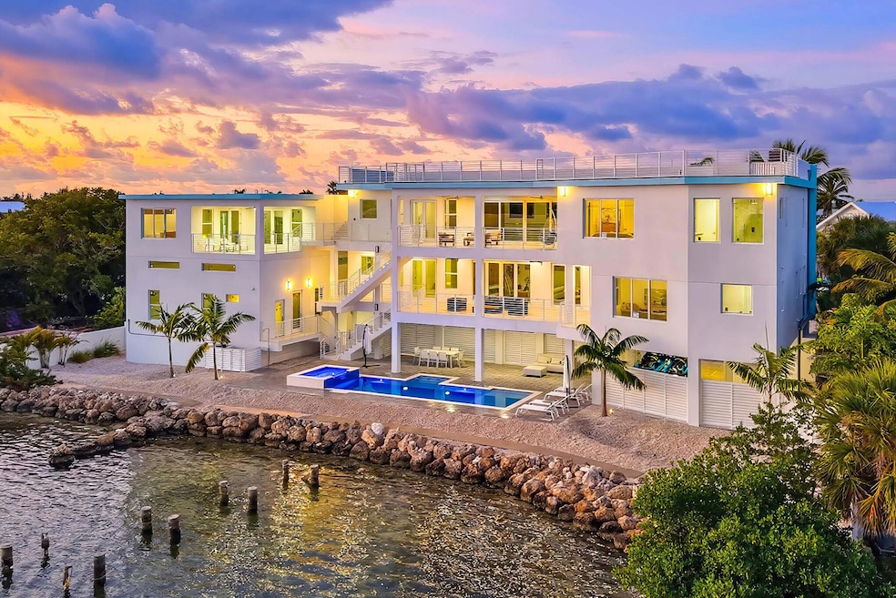 1041 Buttonwood Dr E, Sugarloaf Key, FL 33042 - photo 1