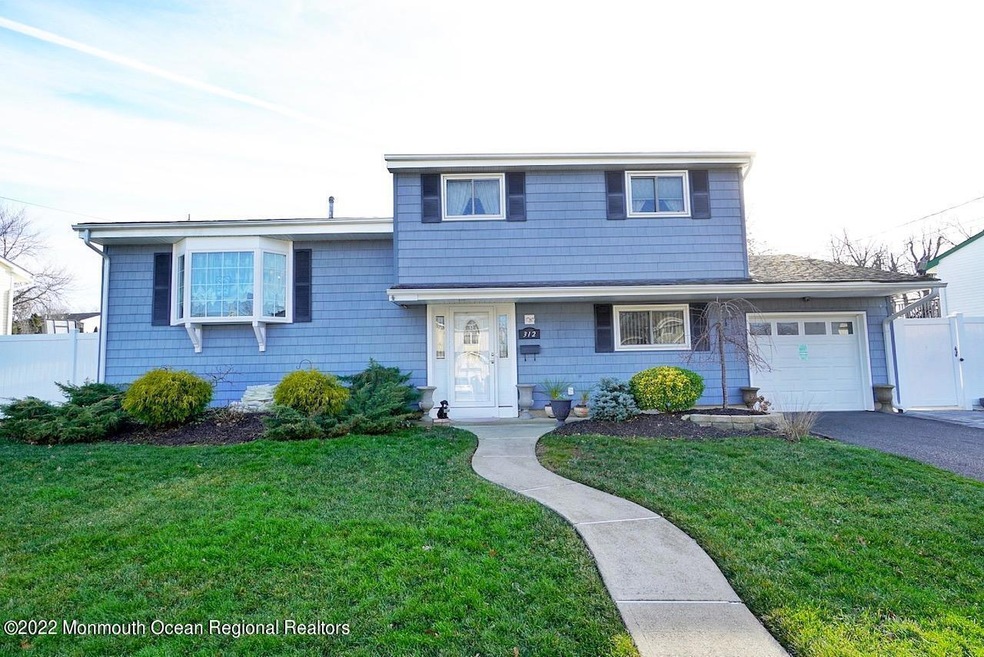 312 Cindy St, Old Bridge, NJ 08857 - photo 1