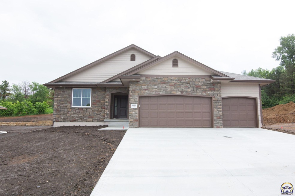 4436 SW Brandywine Ln, Topeka, KS 66610 - photo 1