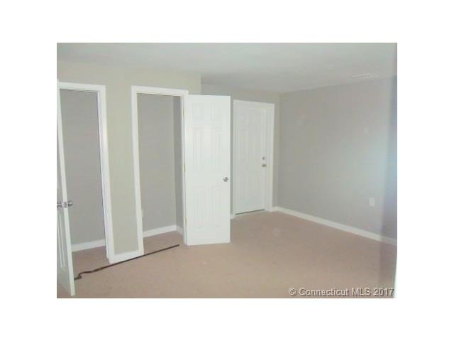 275 Saint John St unit D, New Haven, CT 06511 - photo 1