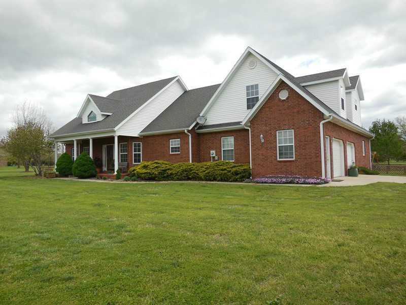 221 Lee Ann Way, Prairie Grove, AR 72753 - photo 1