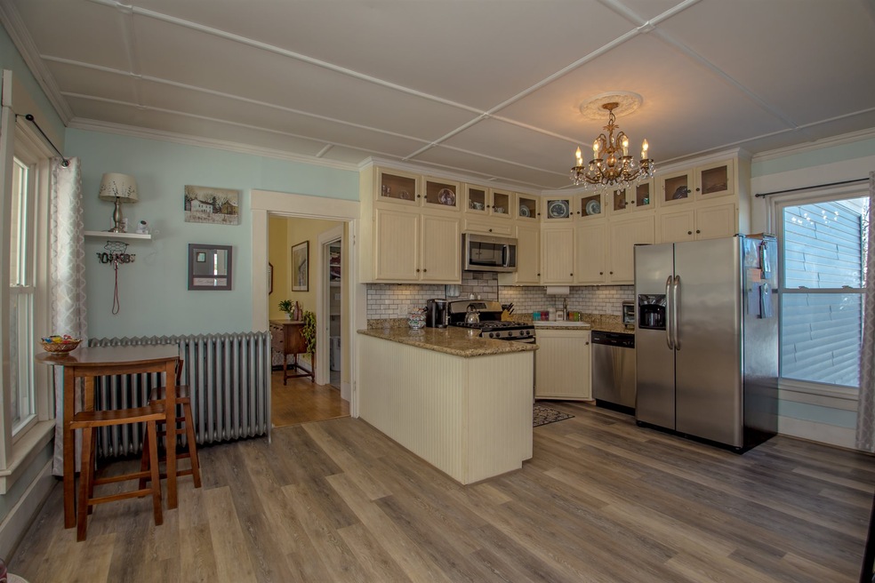 7 Winter St, Lancaster, NH 03584 - photo 1