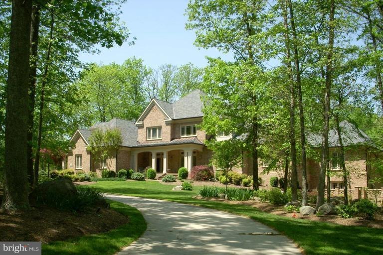 5308 Chandley Farm Cir, Centreville, VA 20120 - photo 1