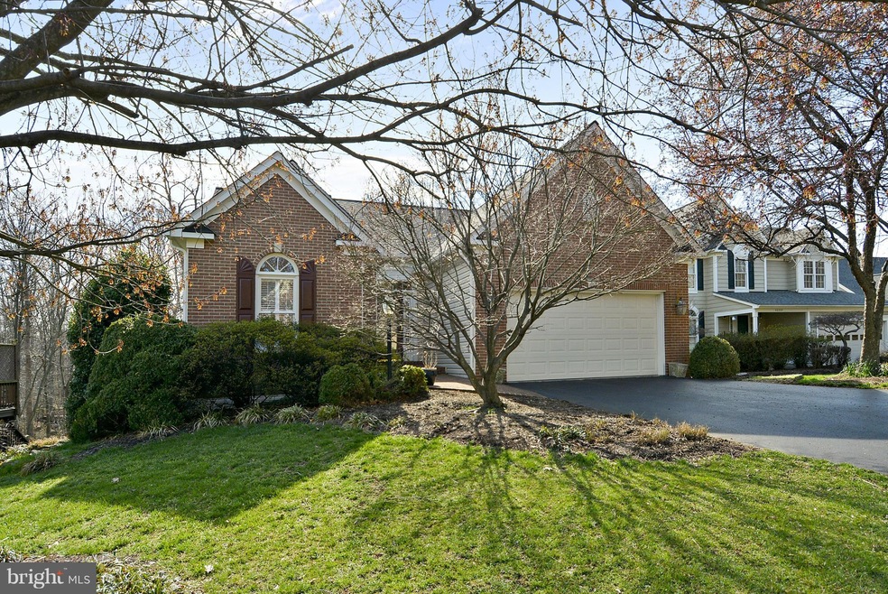46363 Woodlake Place, Sterling, VA 20165 - photo 1