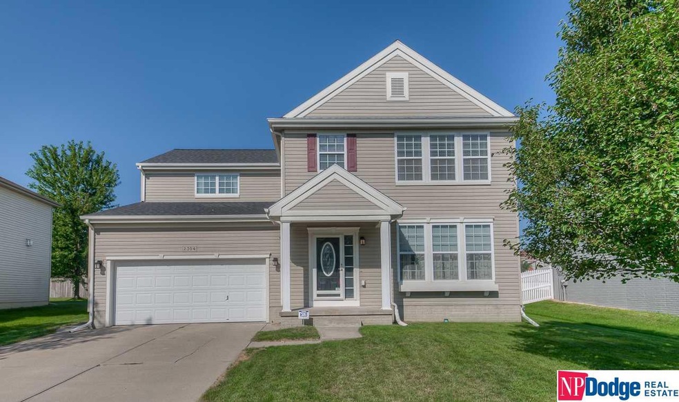 2304 S Mineral Dr, Papillion, NE 68046 - photo 1