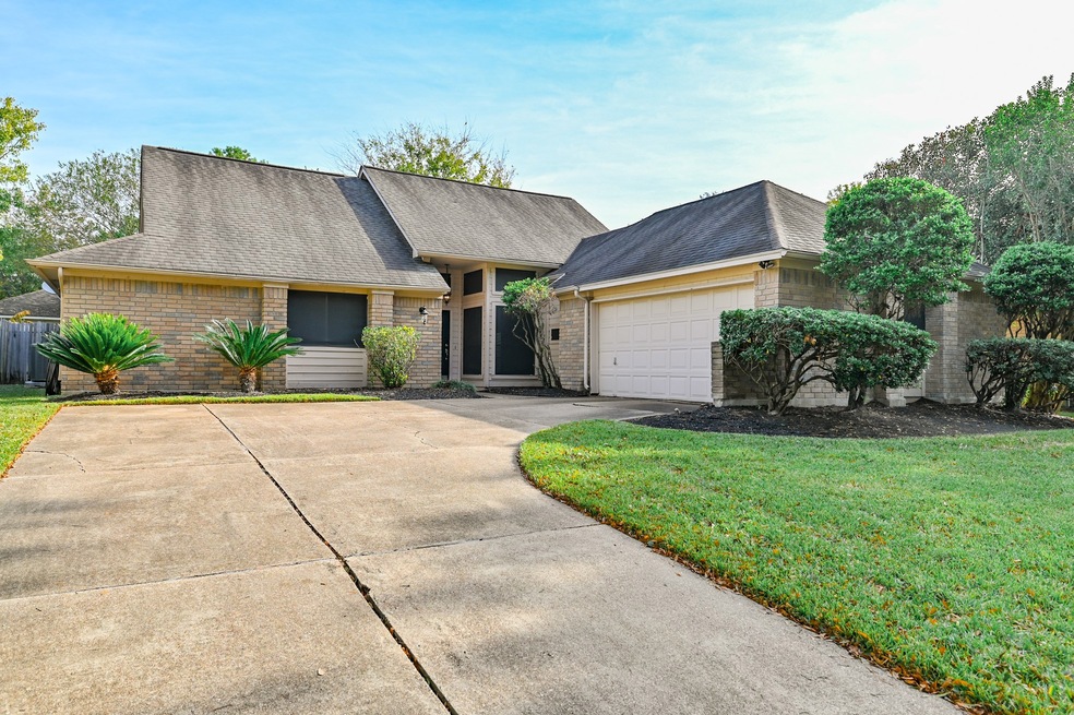 14842 Preston Park Dr, Houston, TX 77095 - photo 1