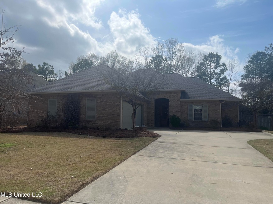 125 Hampton Place, Madison, MS 39110 - photo 1