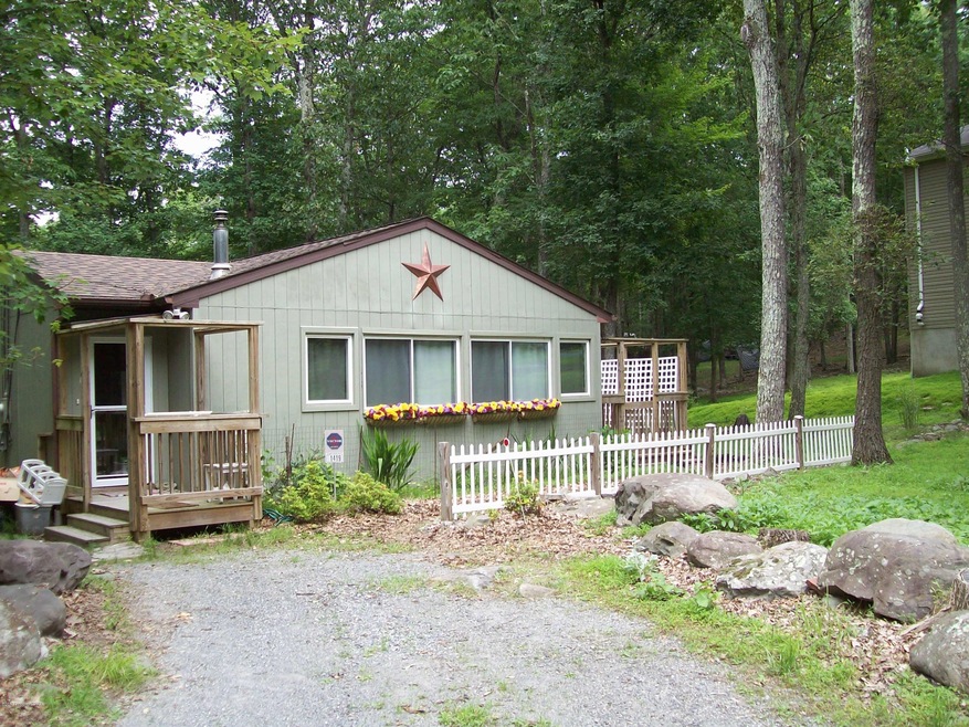 1419 Melrose Terrace unit E-187, East Stroudsburg, PA 18301 - photo 1