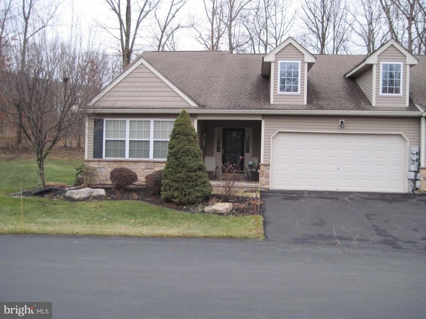 26 Shaw Dr, Drums, PA 18222 - photo 1