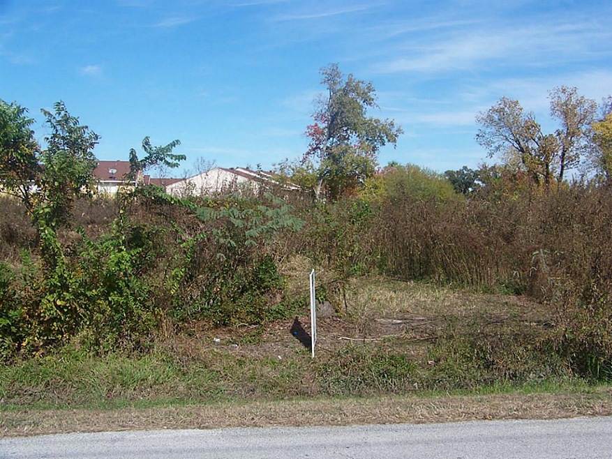 4949 Winfield Rd, Houston, TX 77039 - photo 1