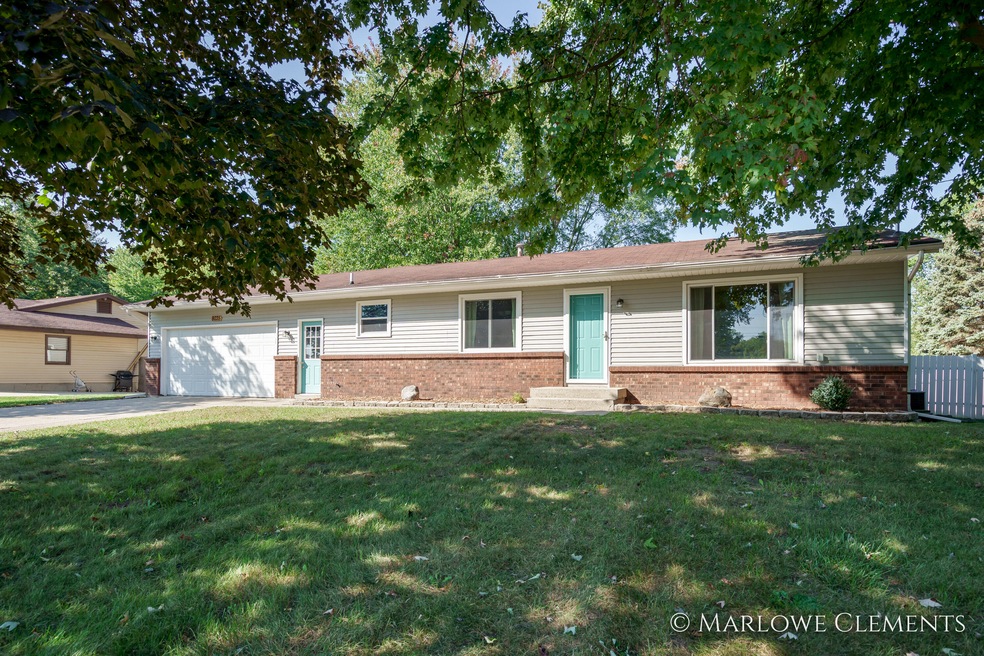 8035 48th Ave-2