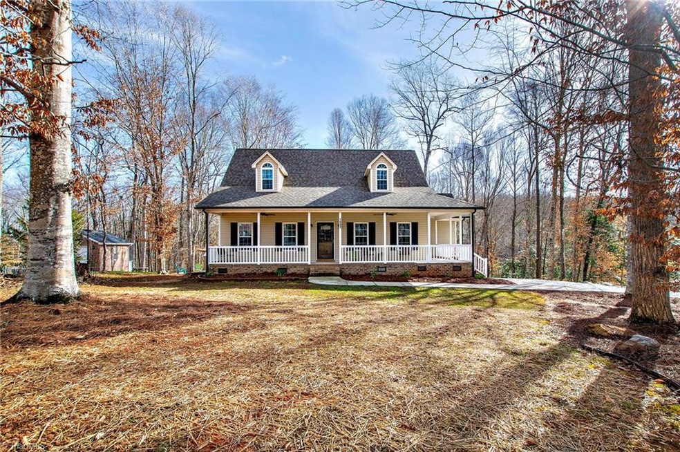 1893 Yesteroaks Ct, Asheboro, NC 27205 - photo 1