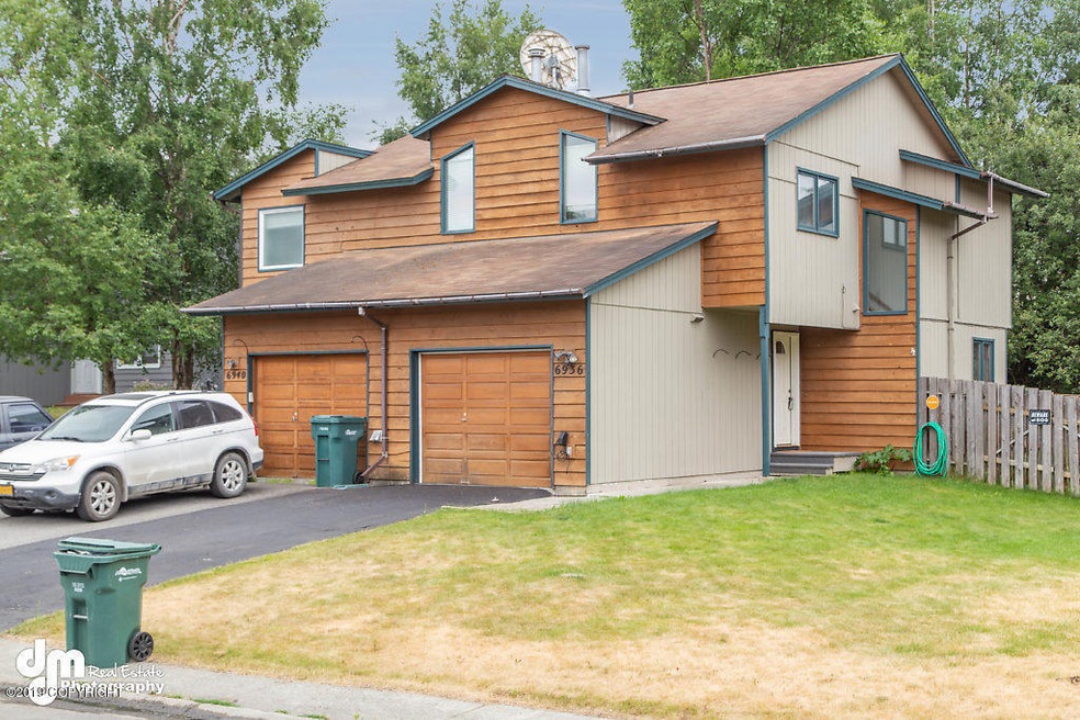 Exterior Front 3491-SMALL