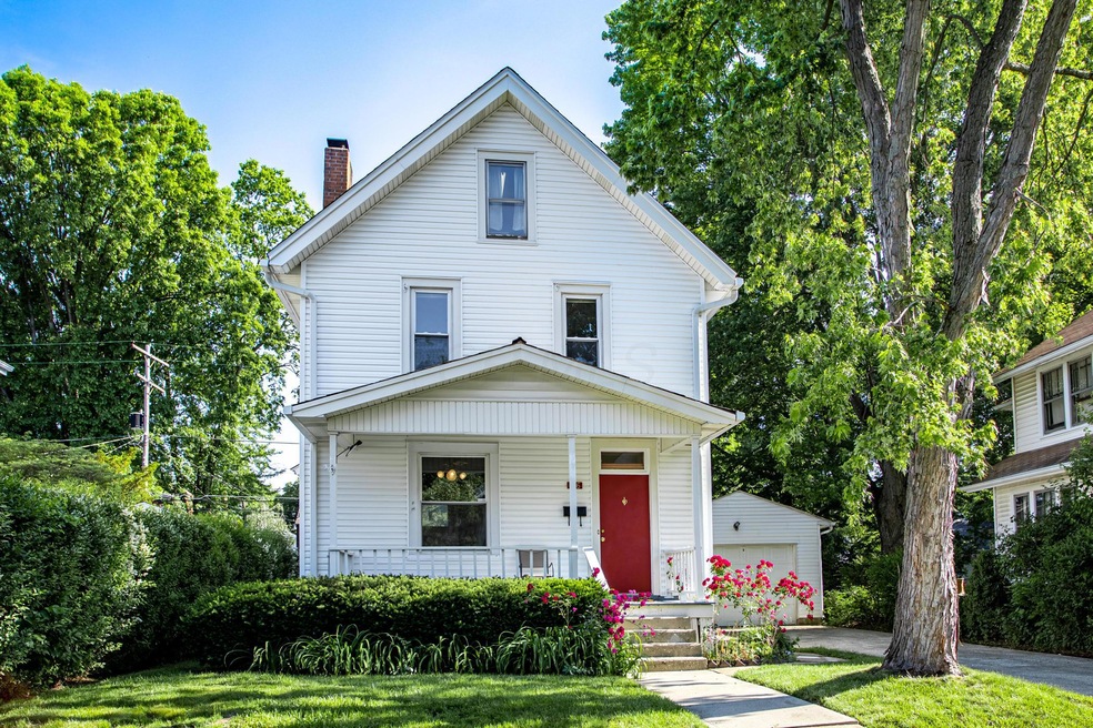 116 W Longview Ave