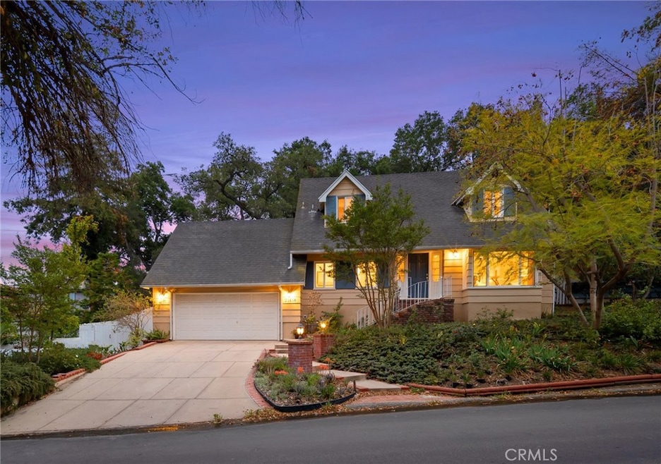 21414 Arcos Dr, Woodland Hills, CA 91364 - photo 1