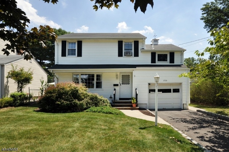 1731 Valley Rd, Linden, NJ 07036 - photo 1